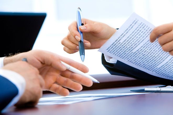 Украинцы с весны будут оформлять квартиры и землю по новым правилам: что стоит учесть в 2021-м