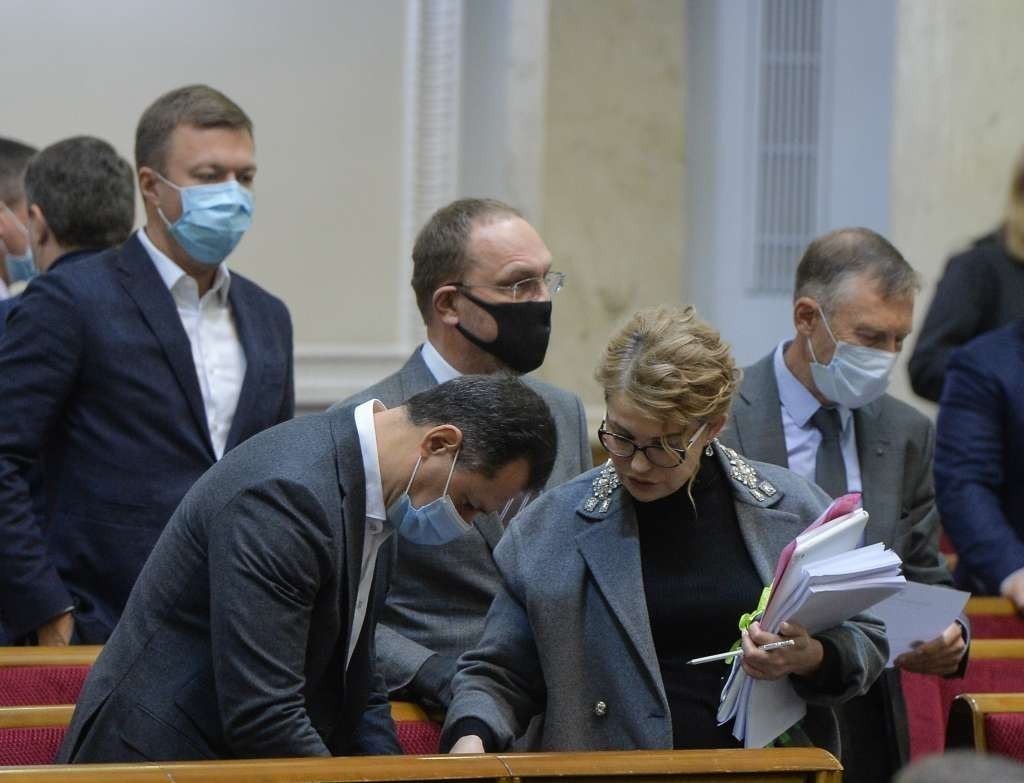 В СНБО хотят запретить быть нардепом больше двух раз. Депутаты недовольны и вот почему