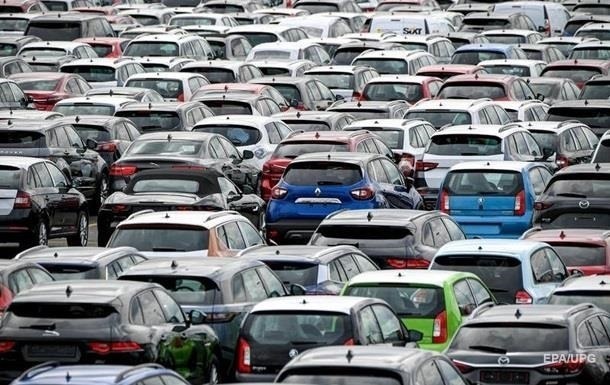 В Украине резко выросло число подержанных авто