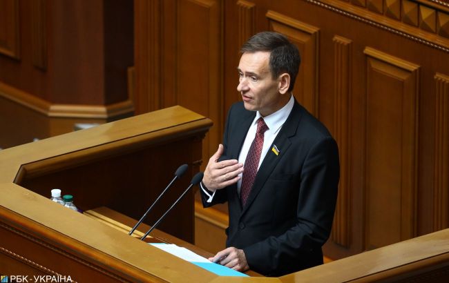В “Слуге народа” рассказали, как будет работать закон о деолигархизации