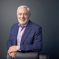 Почему жадность порождает бедность?
