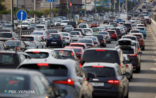 В Киеве на выходных ограничат движение транспорта: список улиц