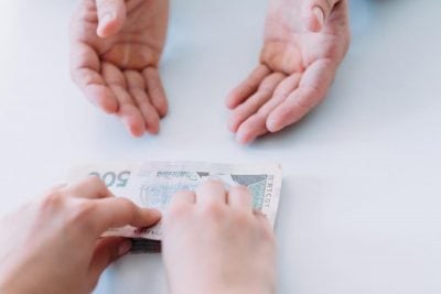 Среднедневной размер пособий по больничным в июне вырос на 13,3% Среднедневной размер пособий по больничным в июне вырос на 13,3%