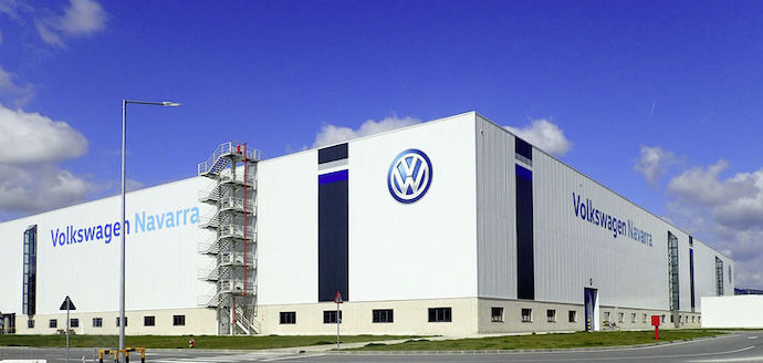 Еврокомиссия оштрафовала BMW и Volkswagen на 875 млн евро