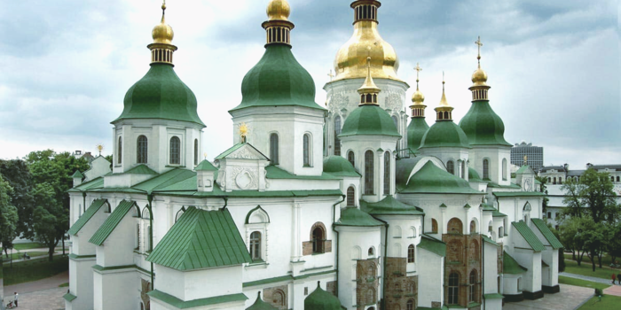 Археологи проводят раскопки в таинственных подземных лабиринтах “Софии Киевской”