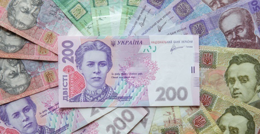 Зарплаты в регионах: сколько в июне заработали главы облгосадминистраций