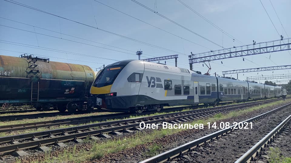 В Киев прибыл электропоезд швейцарской Stadler для испытаний: фото