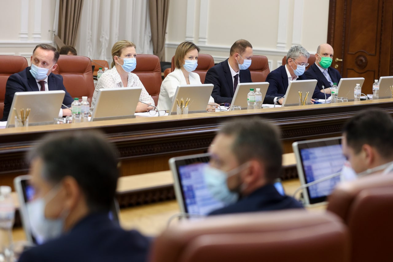 Кабмин хочет заставить украинцев доплатить налоги за доходы, происхождение которых нельзя объяснить