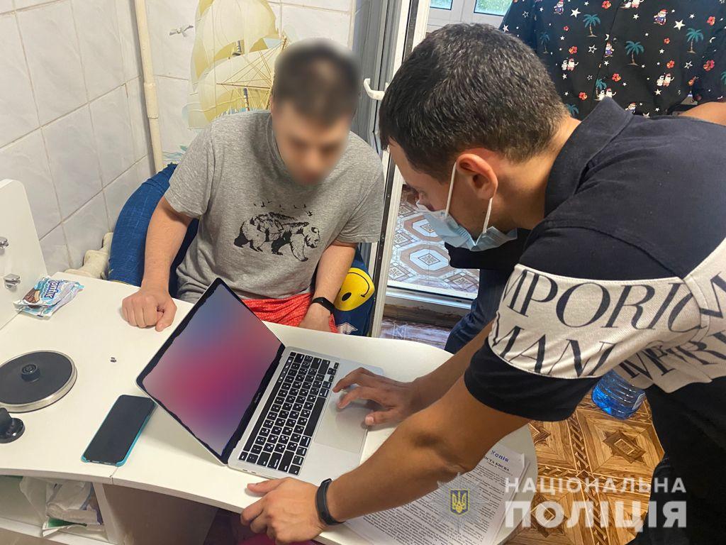 В Украине заблокировали онлайн-кинотеатр: основатель заработал 15 млн грн