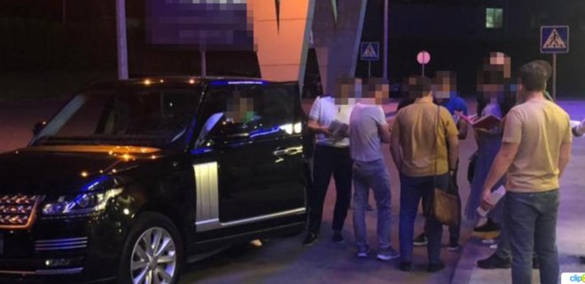 Нацполиция задержала руководителя зерновой госкорпорации при попытке покинуть страну: фото