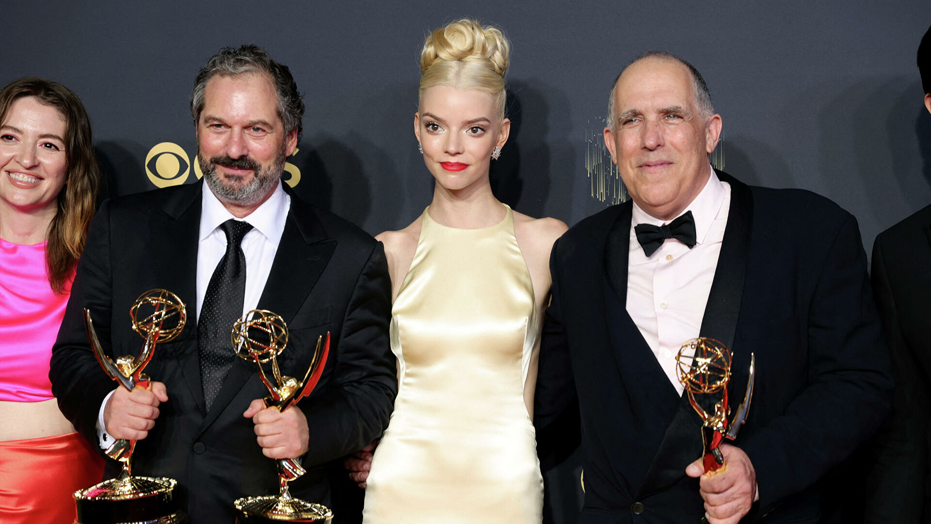 Названы лучшие сериалы, кто победил в телевизионной премии “Эмми”