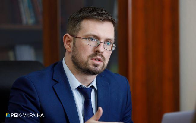 Нужна ли вакцинация для похода в продуктовый магазин: в Минздраве дали ответ