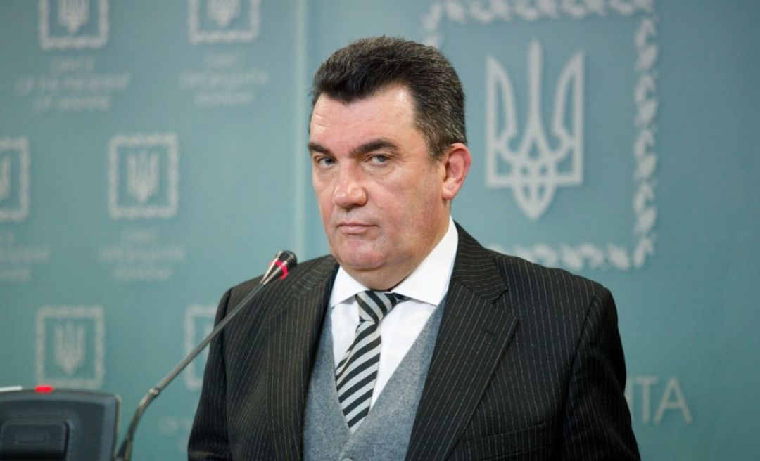 Новые санкции против РФ из-за выборов в Донецке и запуск мониторинга олигархов — СНБО