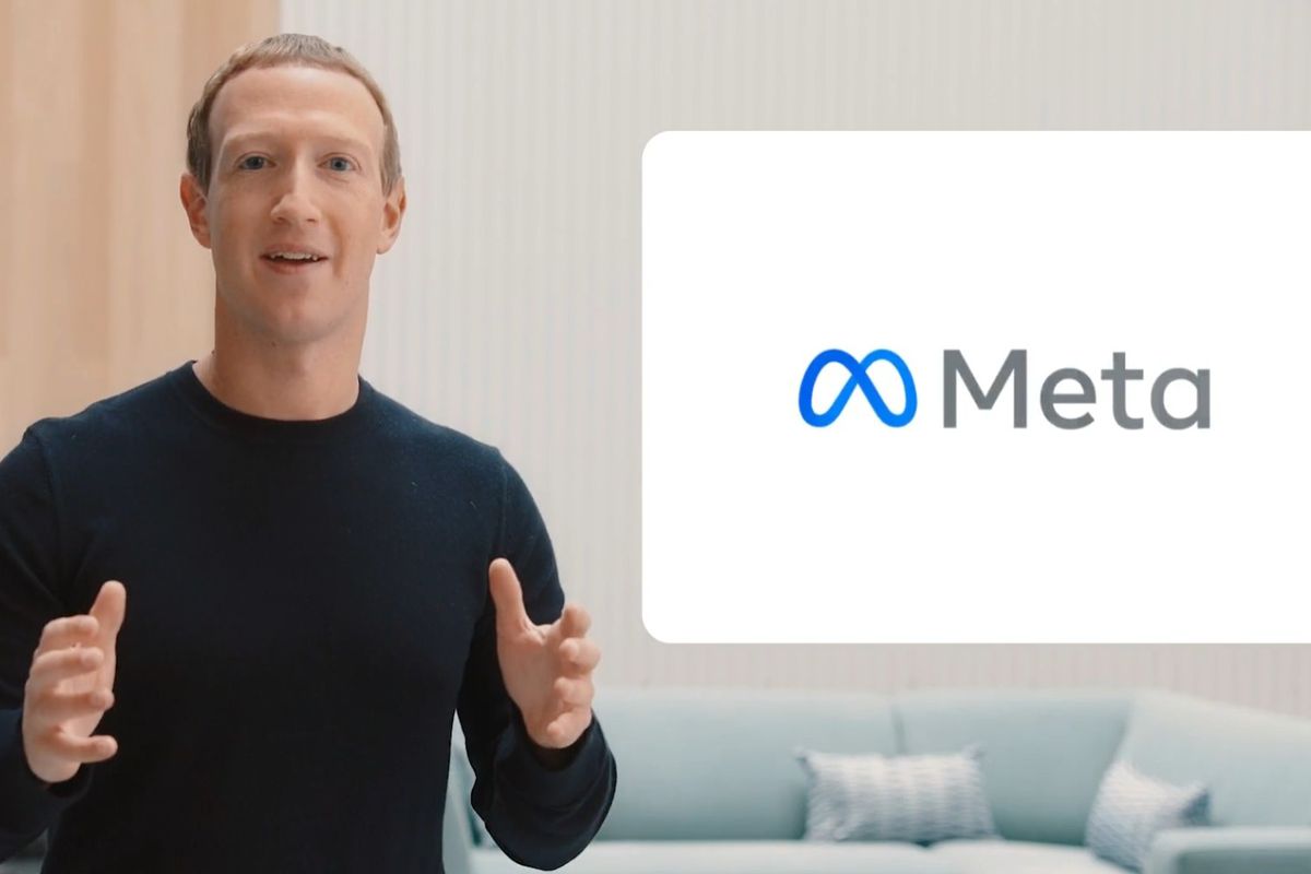 Facebook сменила название Facebook сменила название
