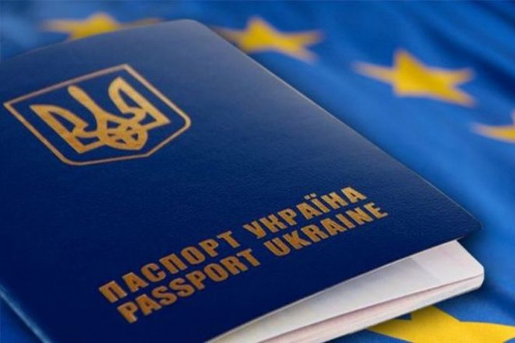 Данилов рассказал, введут ли двойное гражданство в Украине