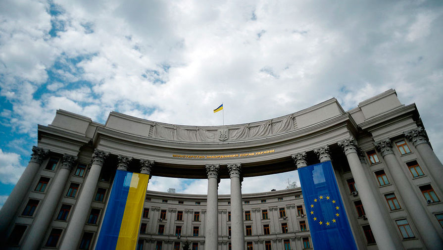 В связи с задержанием Михаила Саакашвили посла Грузии в Украине пригласили в  МИД Украины