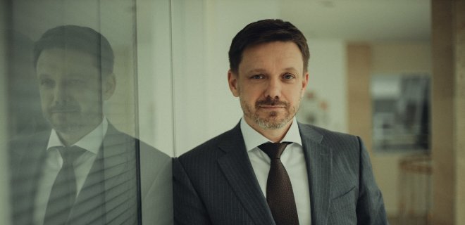 Скандал с журналистами. У Зеленского выступили за отстранение главы Укрэксимбанка