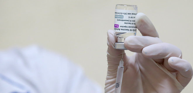 В Минздраве не намерены разрешать бустер AstraZeneca. Могут выбросить еще сотни тысяч доз