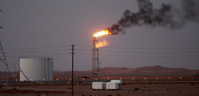 Нефтяной гигант Saudi Aramco повысил цены на нефть для Азии и США