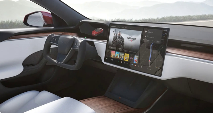Tesla заблокирует доступ к видеоиграм во время движения