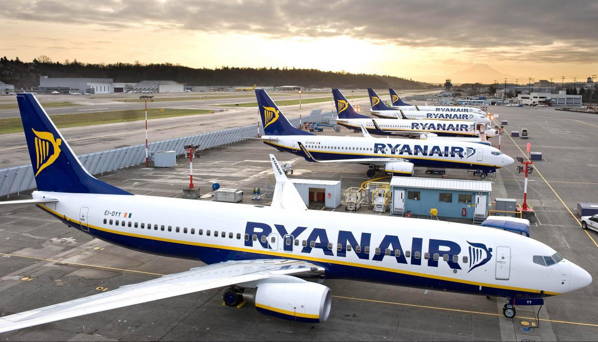 Ryanair отменяет рейсы 7 направлений из Украины до марта