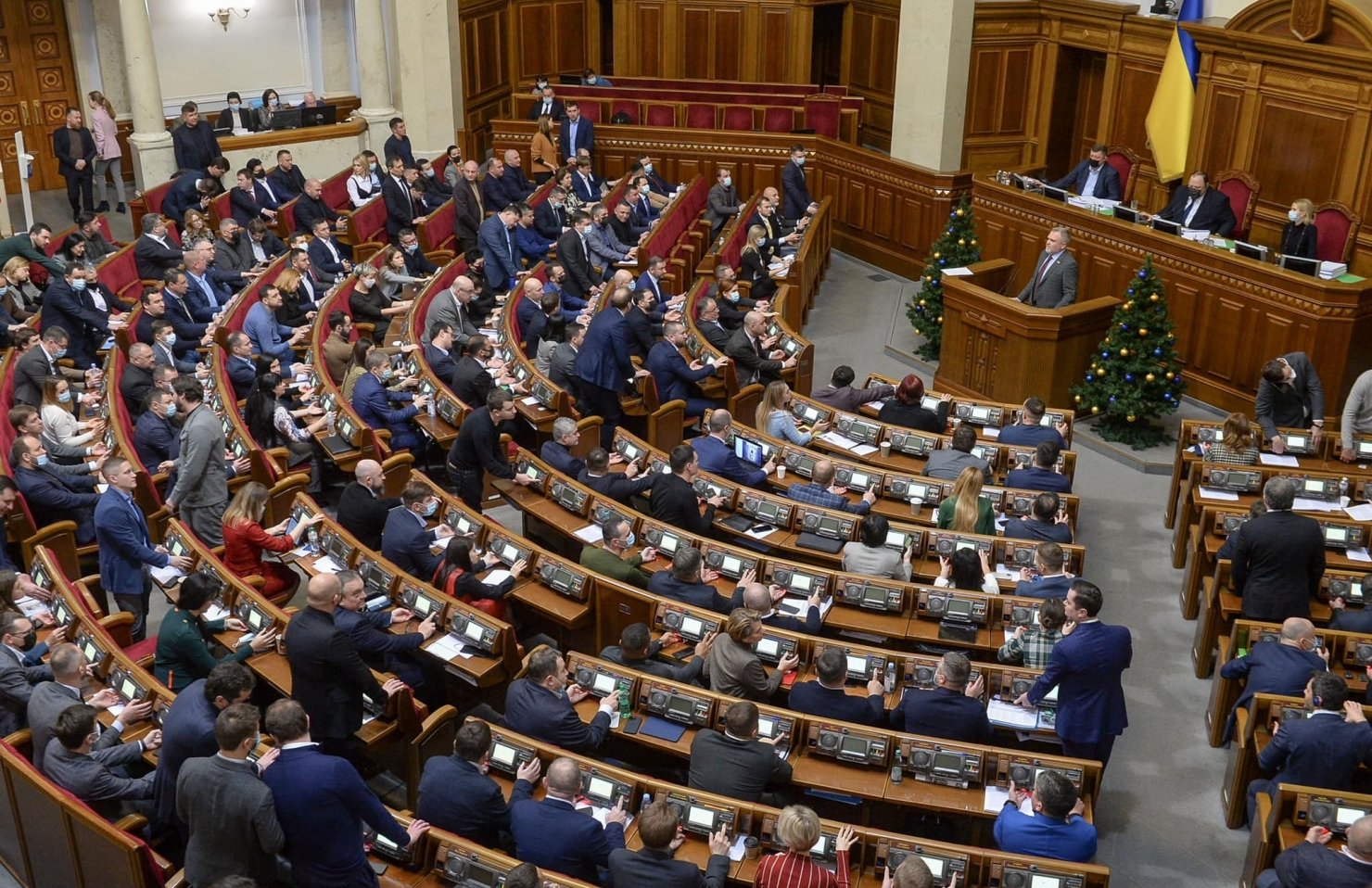 Рада уходит на карантин до 15 февраля, — нардеп Железняк