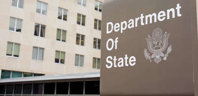 США отозвали дипломатов из Беларуси. Просят не ездить из-за войск РФ у границы Украины