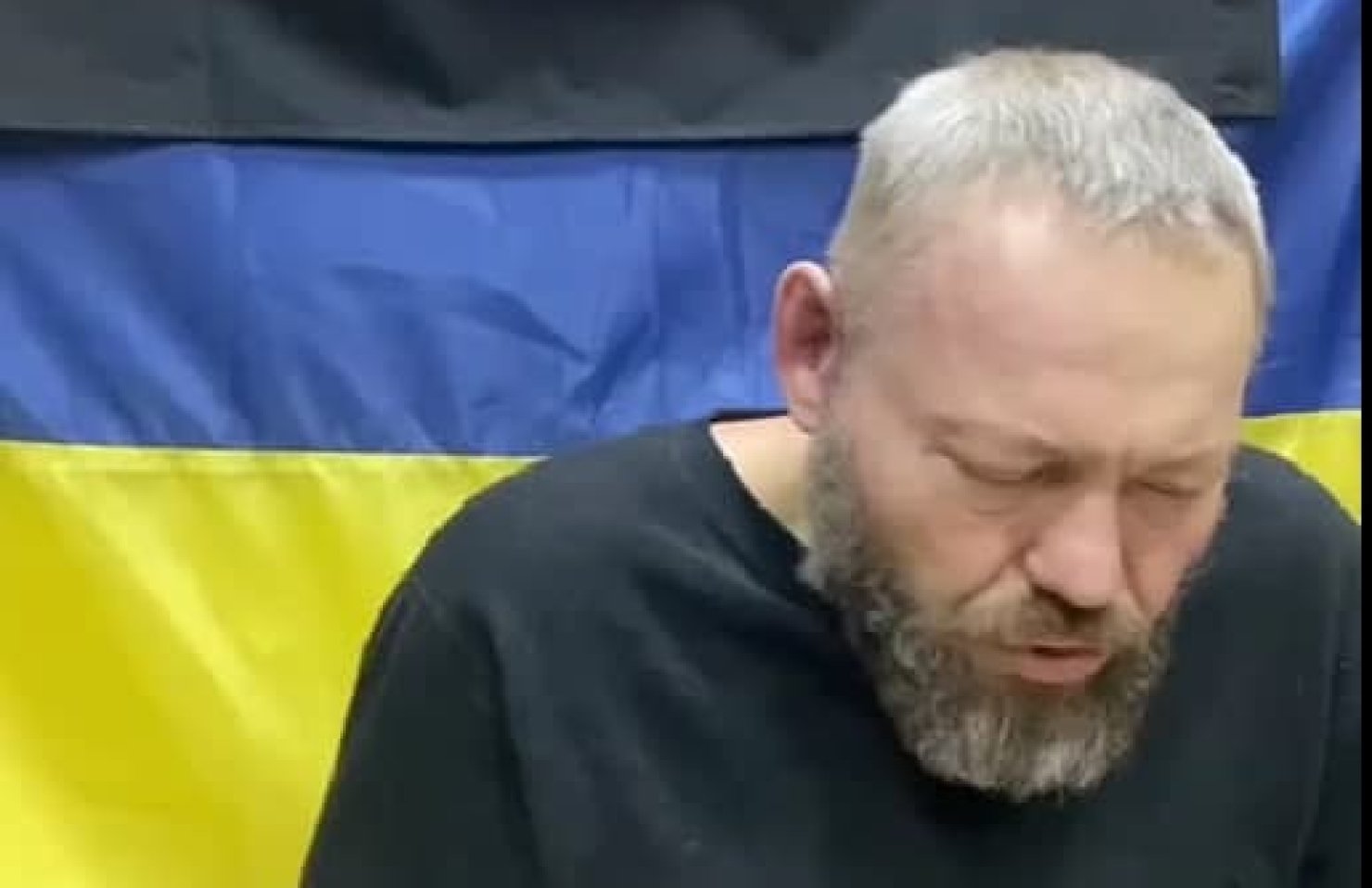 “Путин х**ло и Слава Украине!”: российский офицер попал в плен ВСУ и рассказал о планах врага (ВИДЕО) “Путин х**ло и Слава Украине!”: российский офицер попал в плен ВСУ и рассказал о планах врага (ВИДЕО)