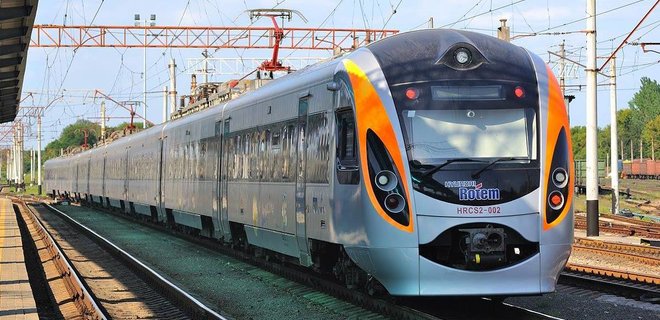 Между Тернополем и Ивано-Франковском восстановят уничтоженную немцами железную дорогу