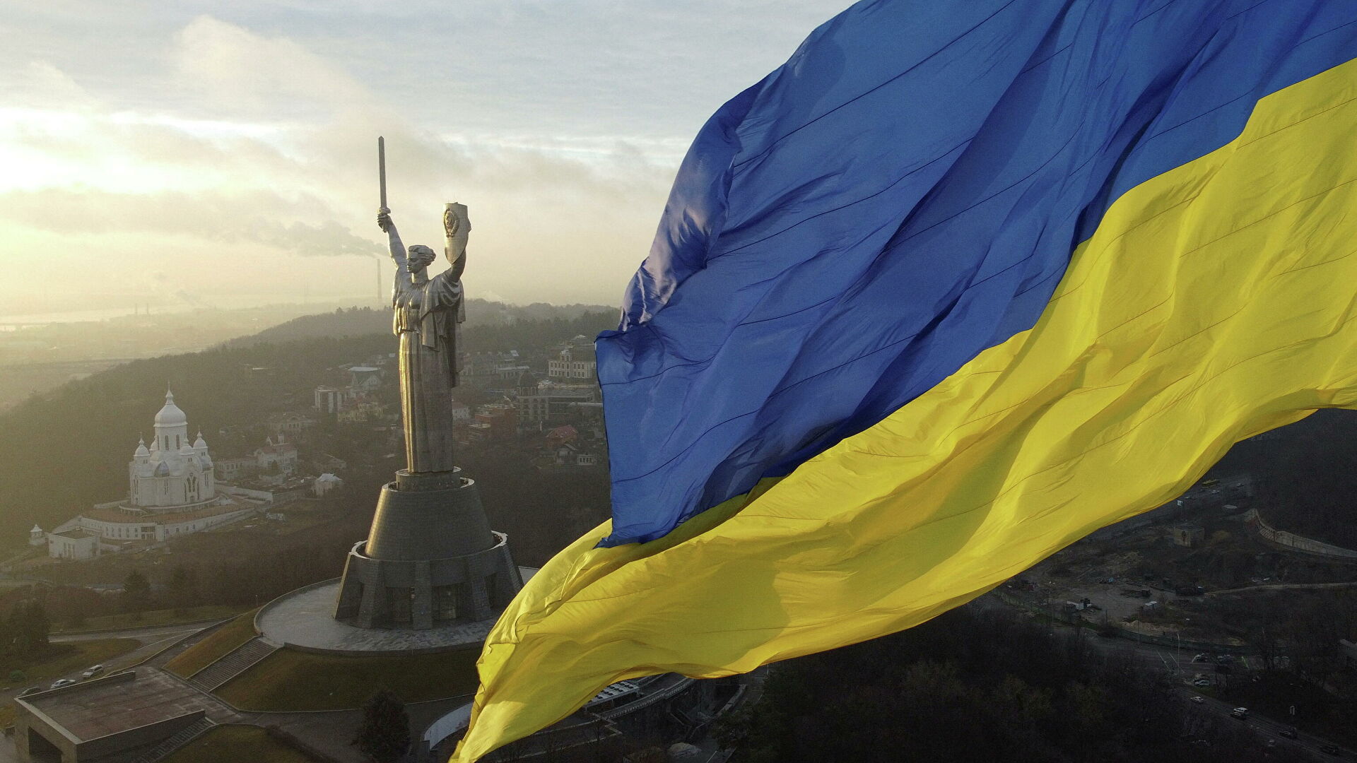 Украина призывает западные компании бойкотировать энергетический сектор РФ