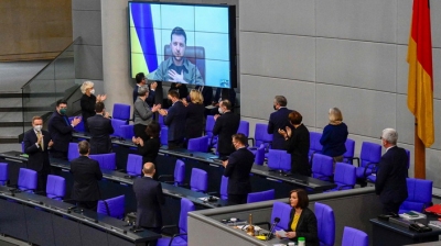 Великобритания лишила лицензии пропагандистский канал RT Великобритания лишила лицензии пропагандистский канал RT