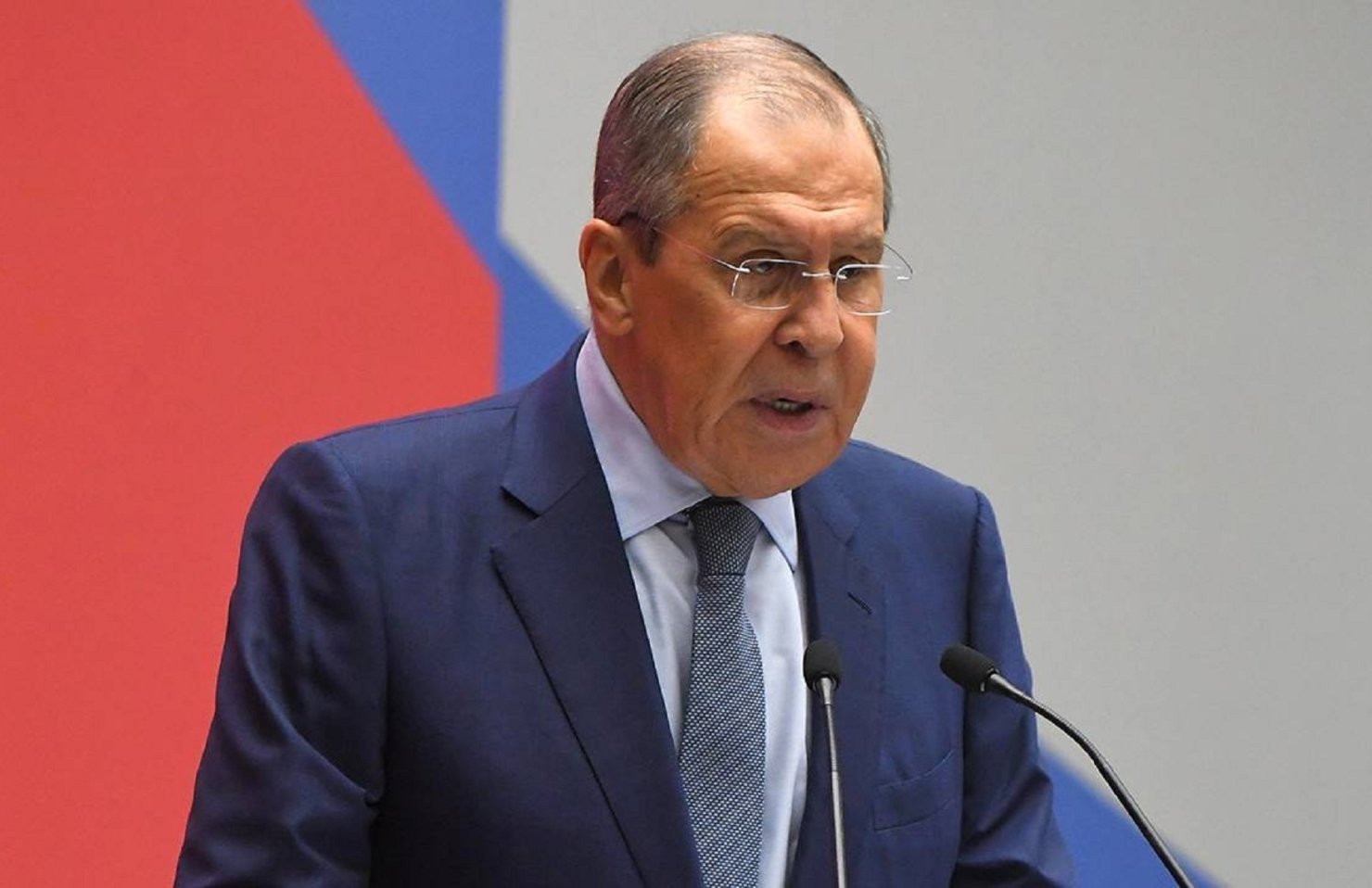 Любые грузы с оружием для Украины станут целью для России, — Лавров Любые грузы с оружием для Украины станут целью для России, — Лавров