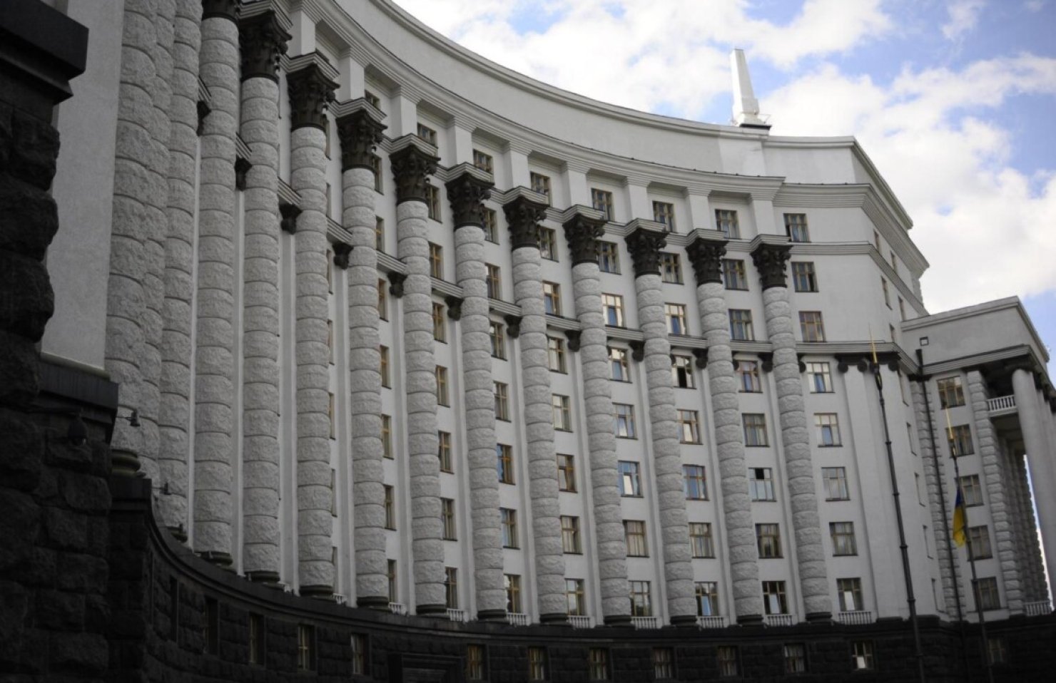 В Украине хотят ввести новые санкции против РФ – запретить пользоваться недрами и выводить капитал из Украины
