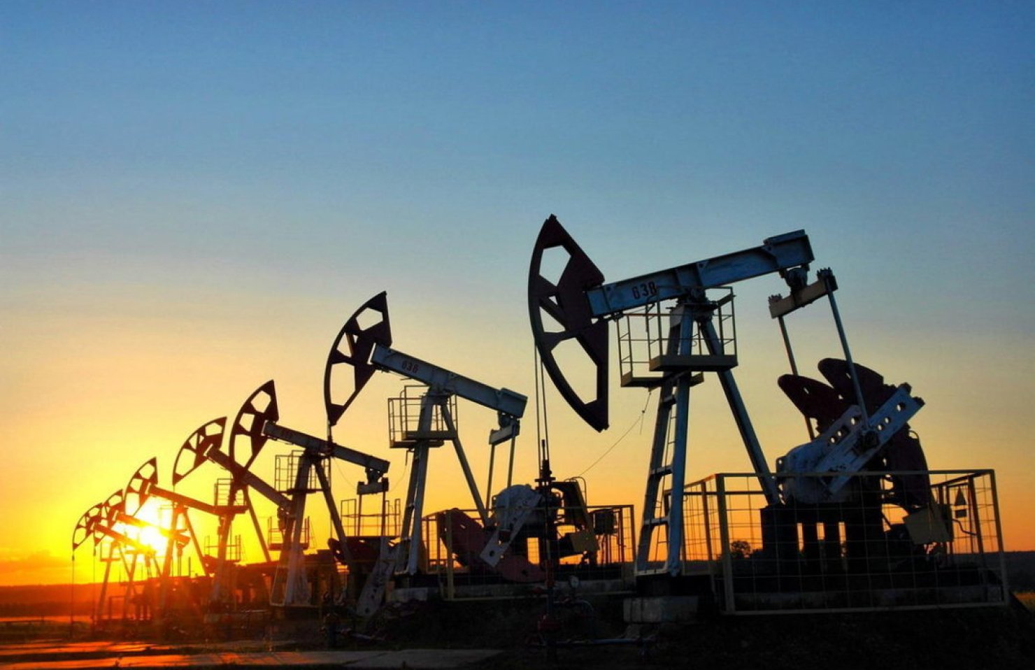 Крупнейшие нефтесервисные компании уходят из России Крупнейшие нефтесервисные компании уходят из России