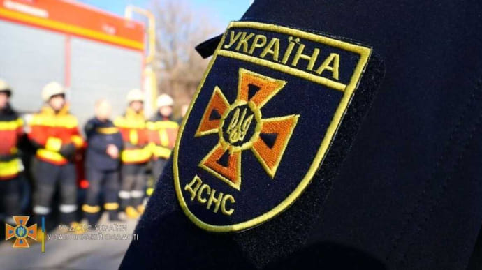 Пожар от вражеских обстрелов: на работе погибли 10 спасателей