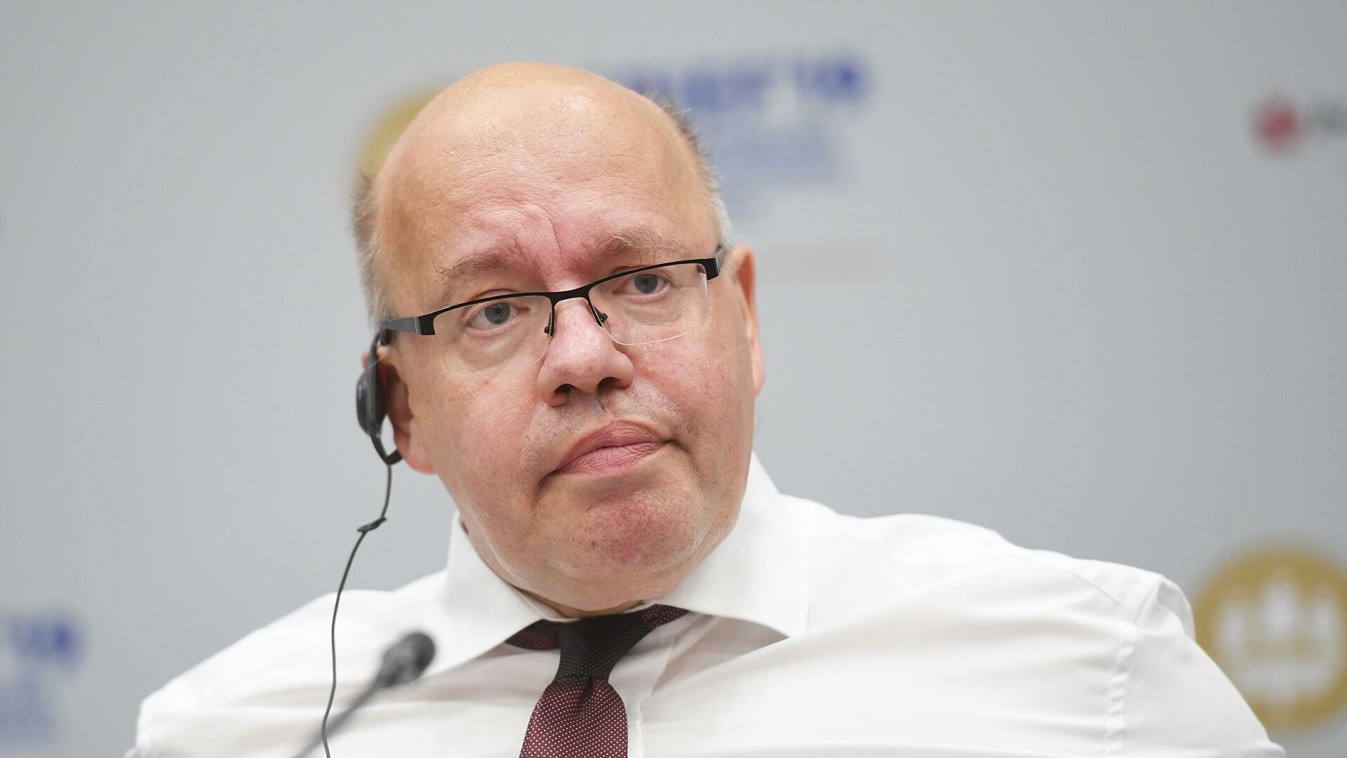 Министр экономики Германии: страна была “глупой” создав зависимость от газа из РФ