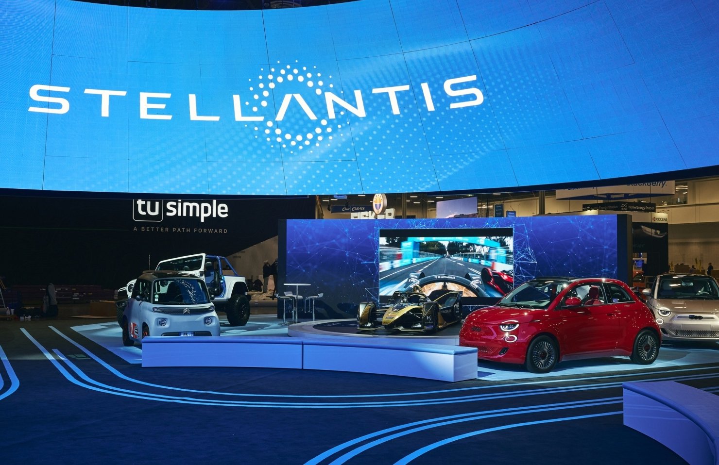 Автоконцерн Stellantis остановил свой единственный завод в РФ