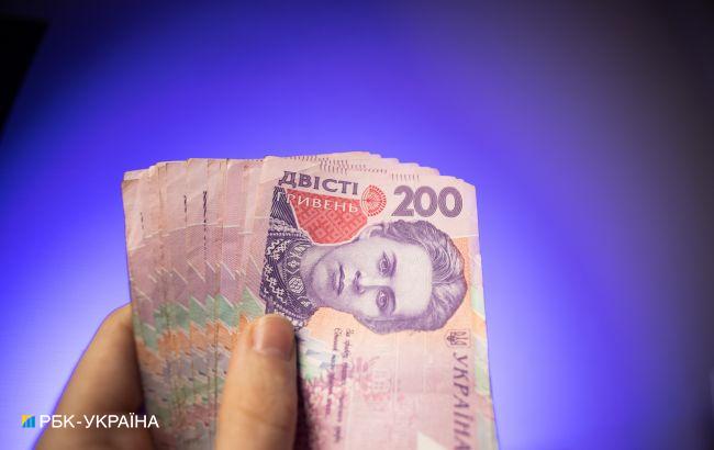 Украинцы постепенно возвращаются к работе, но почти 40% не работают из-за войны