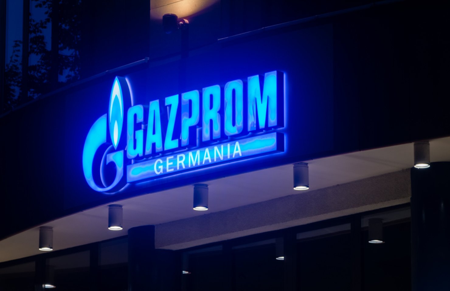 После обысков “Газпром” в срочном порядке вывел из своего состава немецкую “дочку”