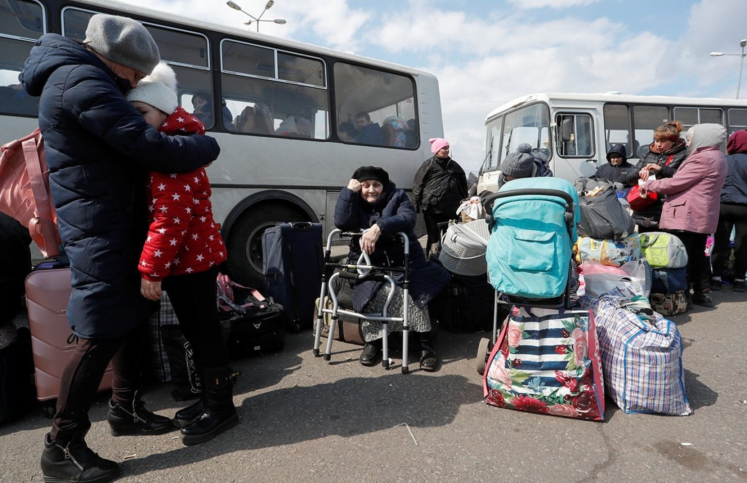 Войска РФ сорвали эвакуацию из Мариуполя и пытались похитить мирных жителей