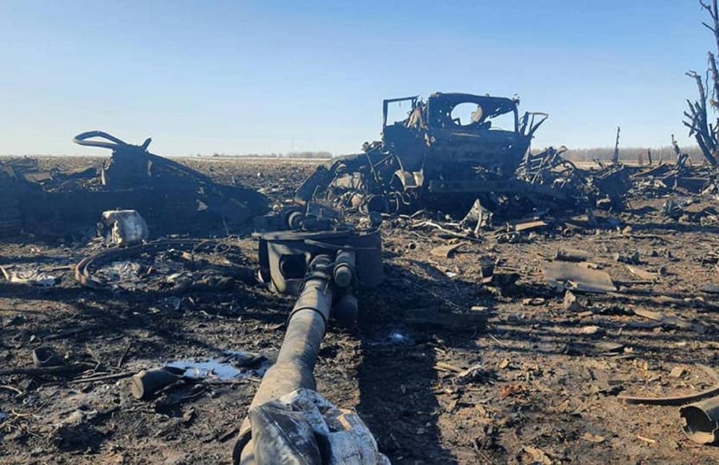 Не дошли до Изюма: в Харьковской области ВСУ уничтожили колонну вражеской техники