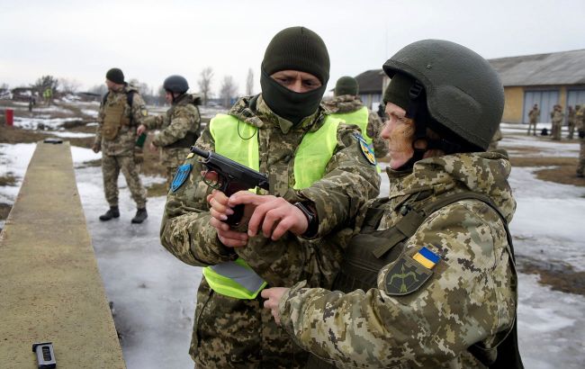 В Украине количество бойцов теробороны возросло до 110 тысяч В Украине количество бойцов теробороны возросло до 110 тысяч