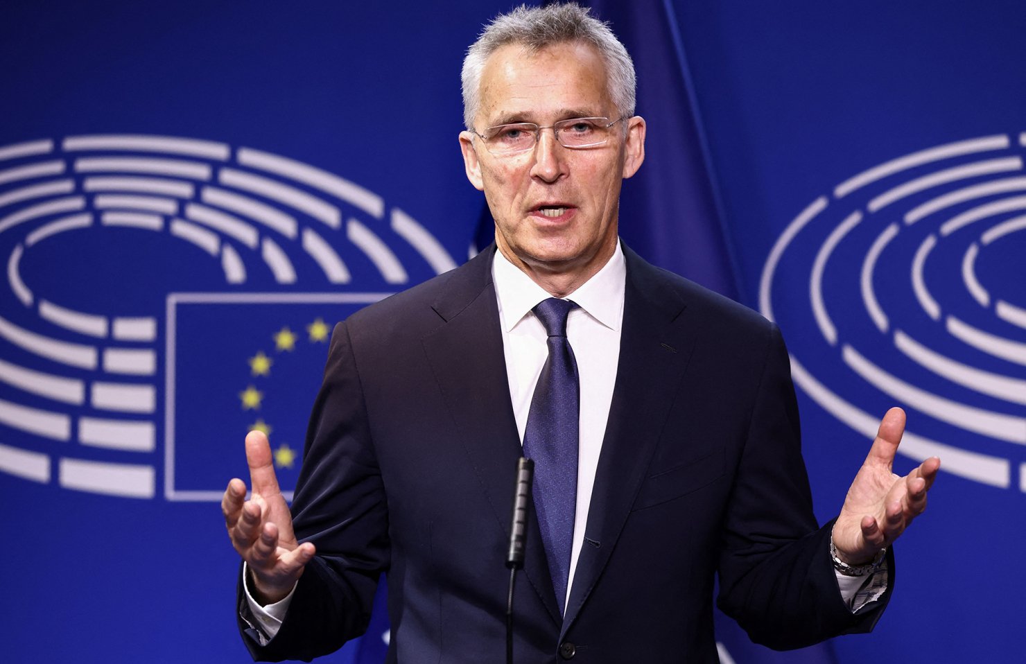 Украина может выиграть эту войну, – Столтенберг