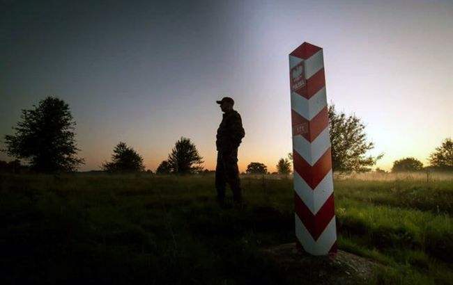 Шли из России через лес. В Сумской области пограничники задержали двух граждан Афганистана