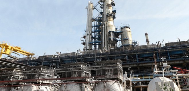 “Сбыта нет”. Беларуские НПЗ после потери украинского рынка оказались на грани коллапса