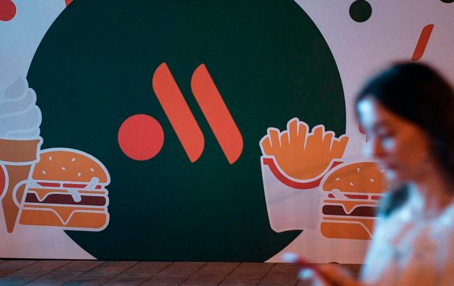 Российский “Mcdonald’s” украл логотип у производителя корма для животных Российский “Mcdonald’s” украл логотип у производителя корма для животных