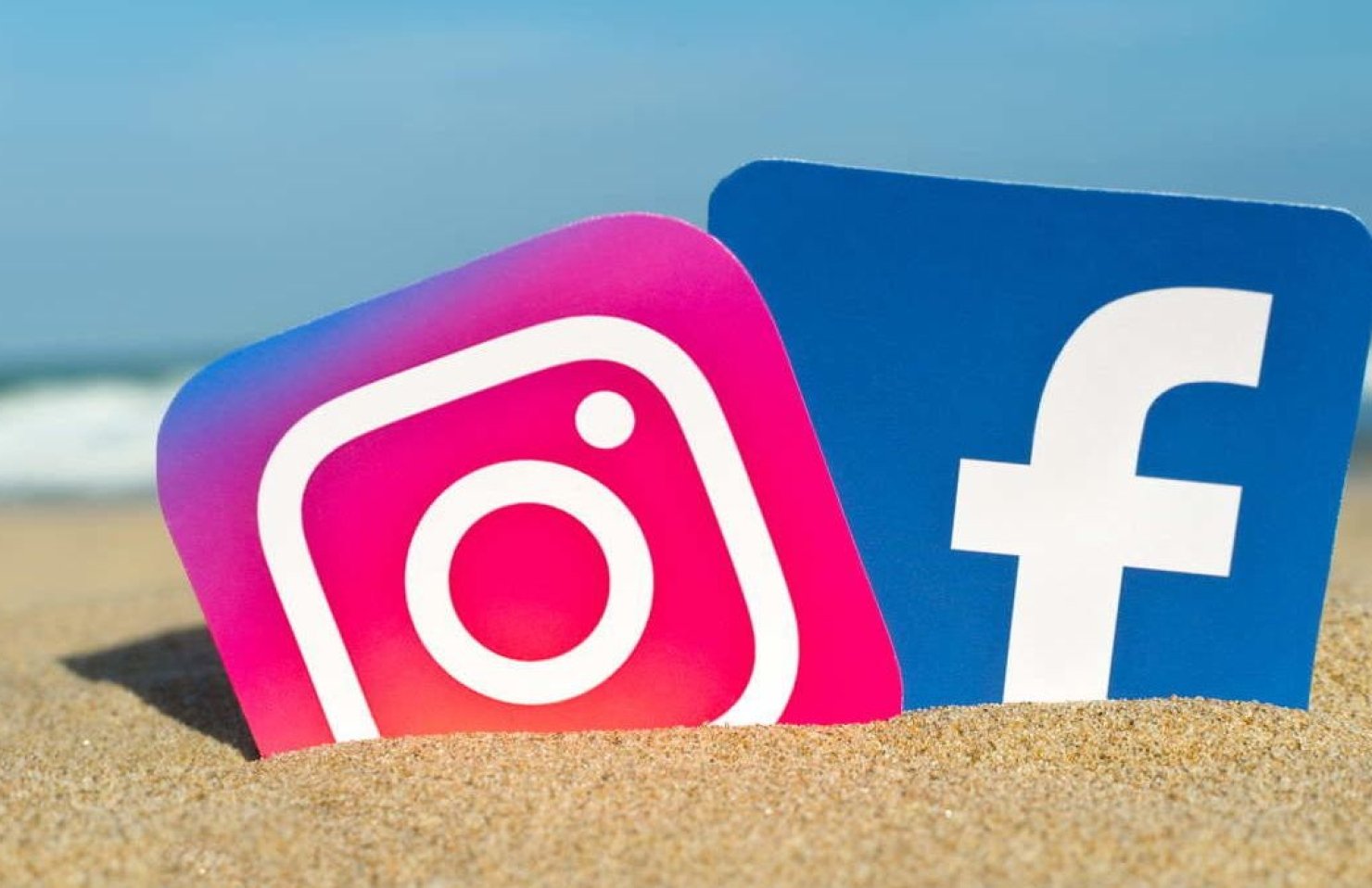 В РФ окончательно запретили Facebook и Instagram, признав их экстремистскими
