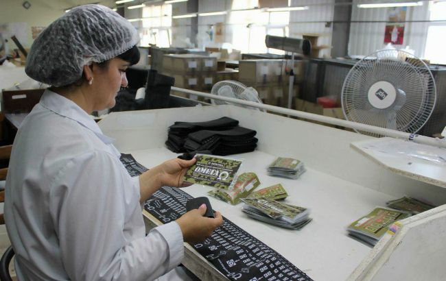 СБУ обвиняют в давлении на “Киевгуму” СБУ обвиняют в давлении на “Киевгуму”