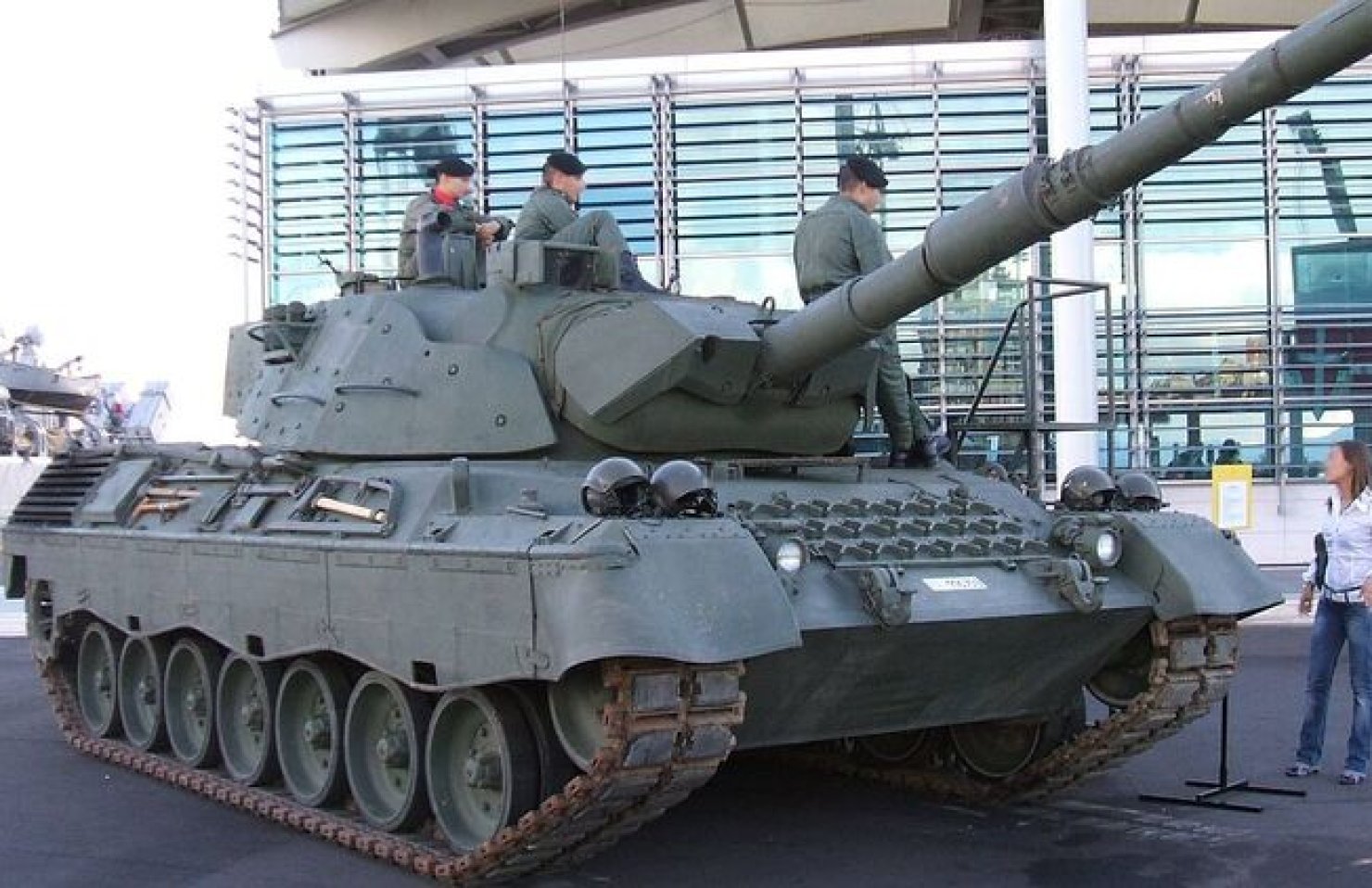 Испания может поставить Украине танки Leopard и ЗРК Испания может поставить Украине танки Leopard и ЗРК