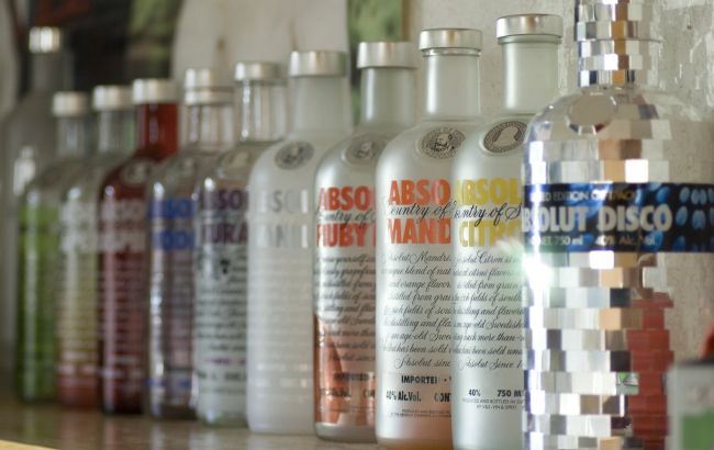 Шведский производитель водки Absolut решил прекратить экспорт в Россию